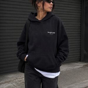 TALENTLESS Black Essential Hoodie Sweatshirt Men’s/Women’s Size L Streetwear